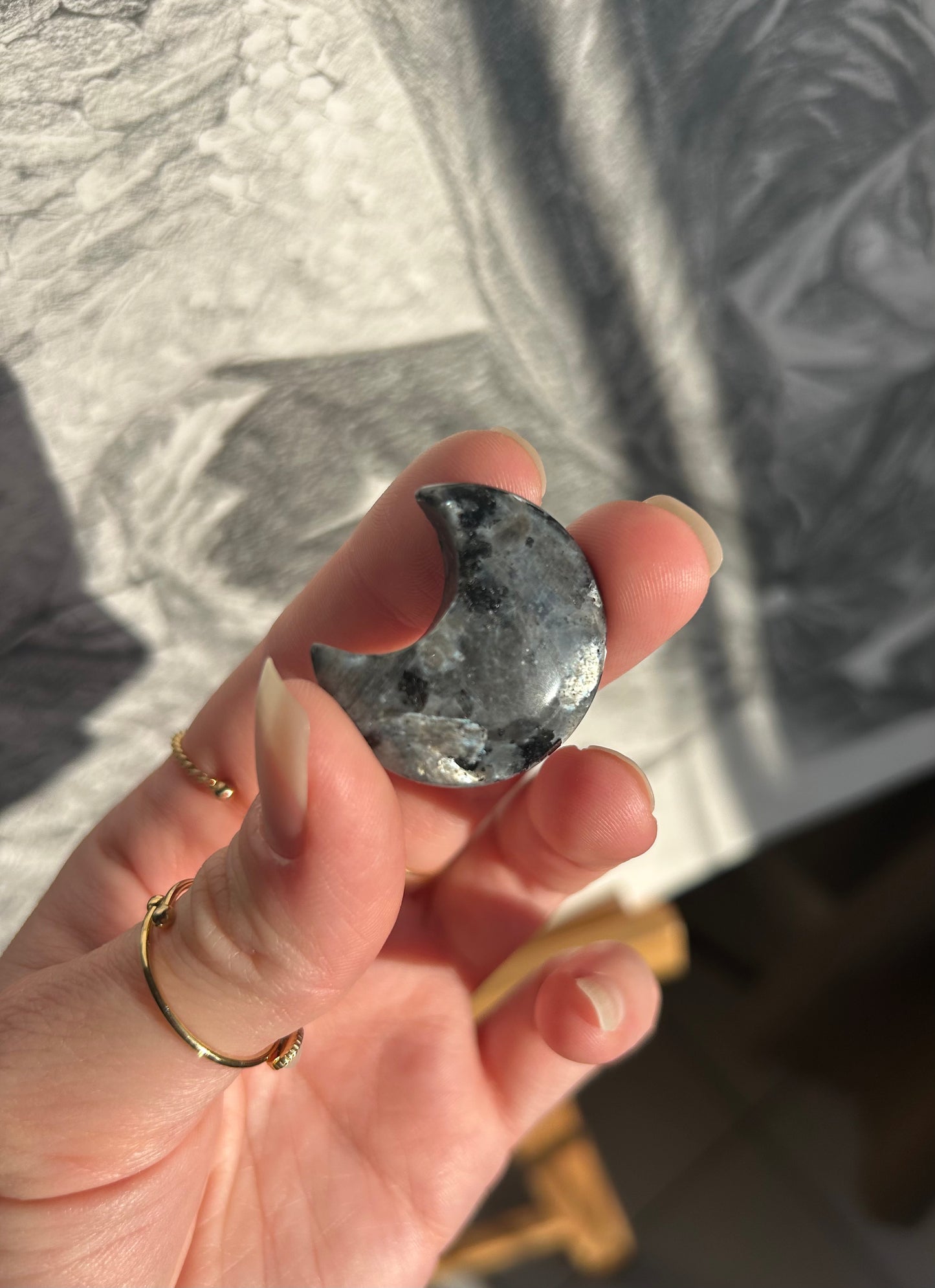 🌑 Larvikite, dite "Labradorite d'Oslo"